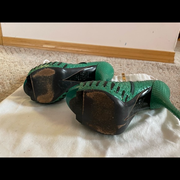Versace green python leather open toe booties size 36 - Picture 4 of 7